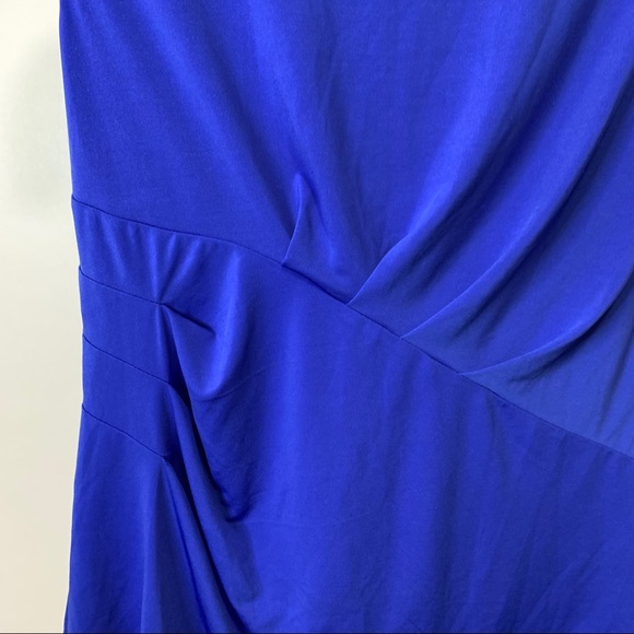 Royal Blue Sleeveless Blouse - Picture 4 of 6